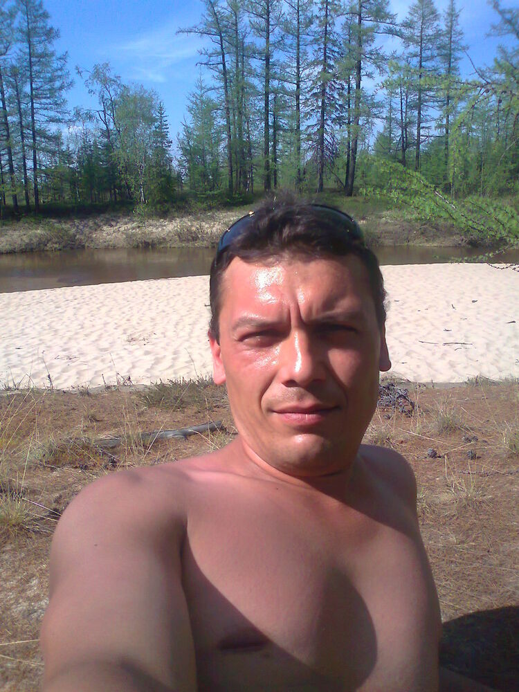  6237029  Russlan, 45 ,     