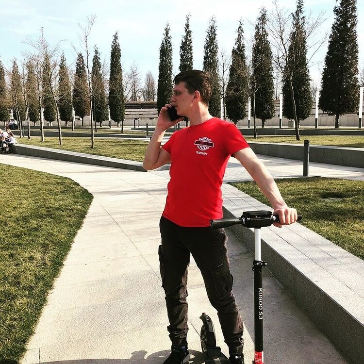  19411479  Aleks, 35 ,    