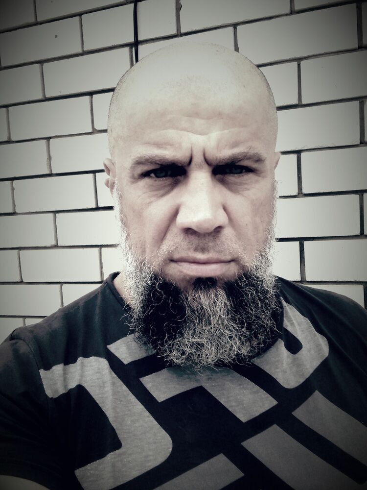  46622889  Ruslan, 49 ,    
