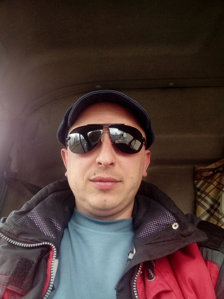  ,   Anji, 40 ,  