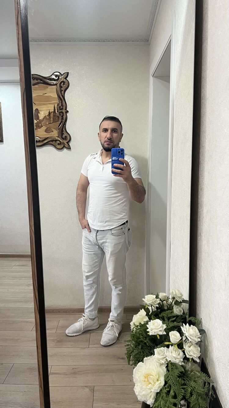  50791379  Serkan, 37 ,    