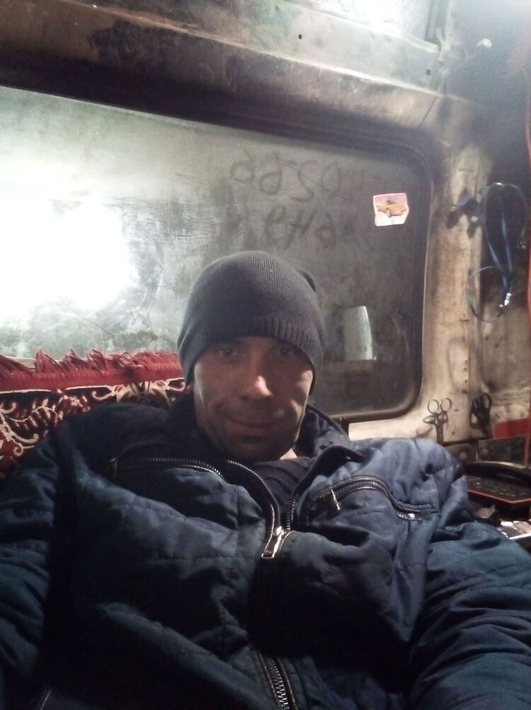  22810319  , 38 ,    