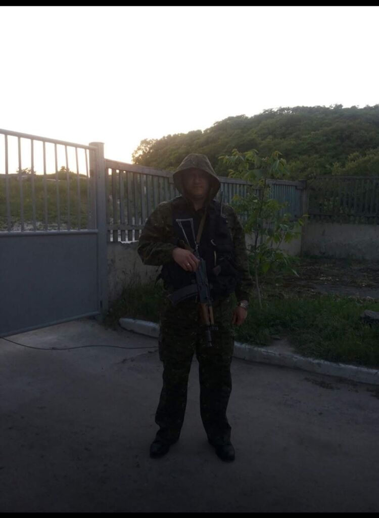  ,   Sergej, 41 ,   ,   , c , 
