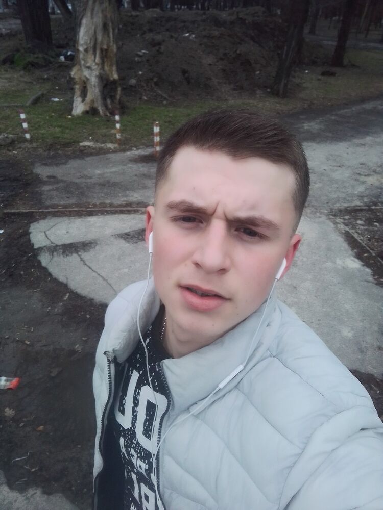  15304569  , 27 ,    