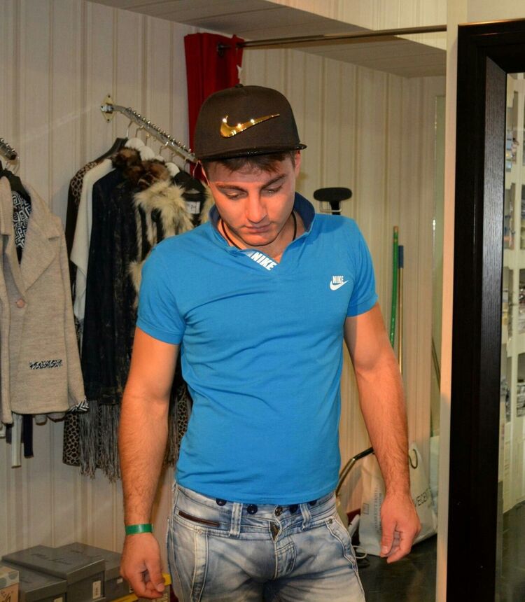  ,   Pavel, 30 ,   