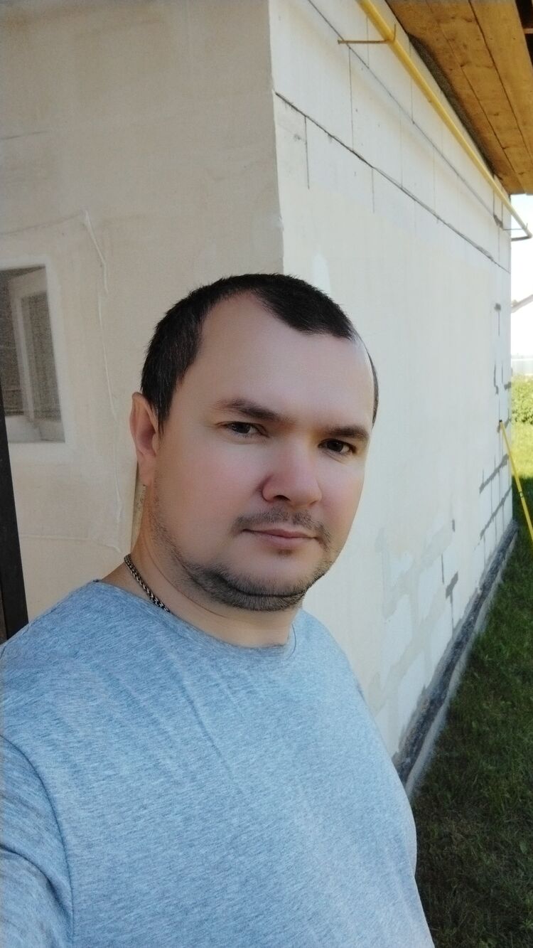 42166699  Alexander, 39 ,    