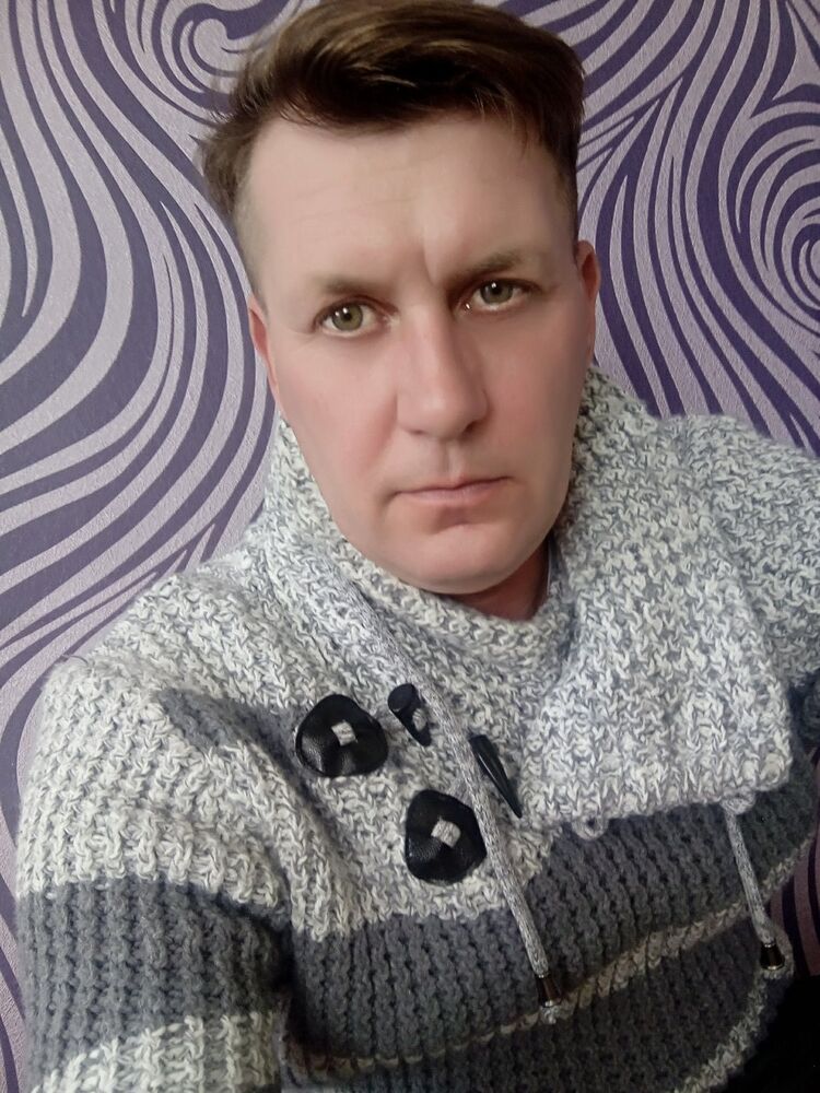  11678489  Oleg, 47 ,    