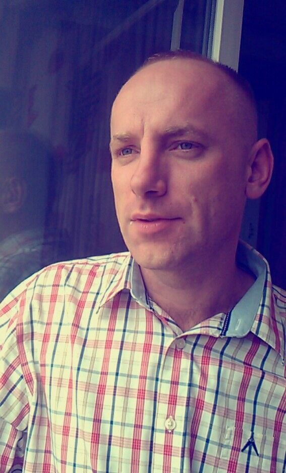  ,   Gennadiy, 45 ,  