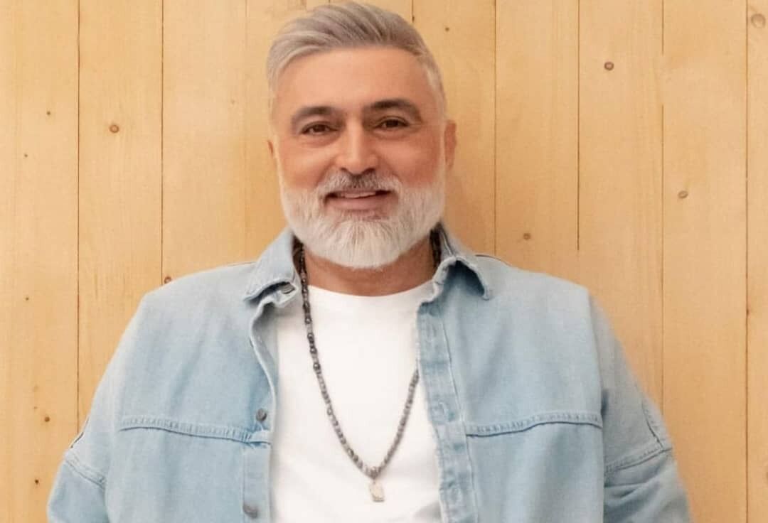  42855099  Andrew, 58 ,    Homberg