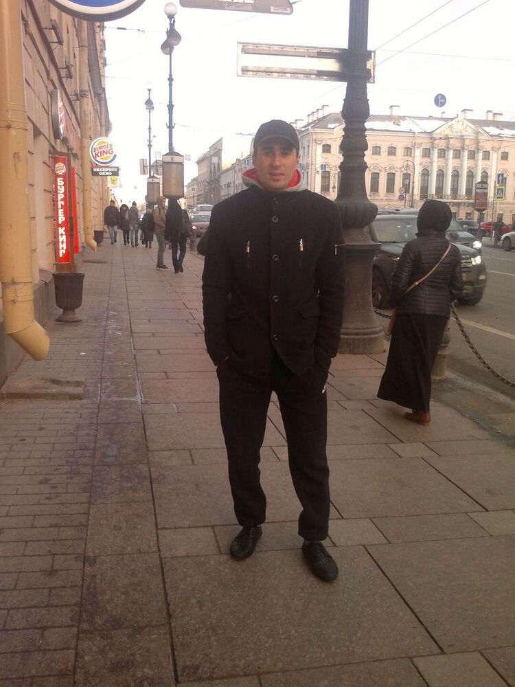  32657679  Ruslan, 36 ,    