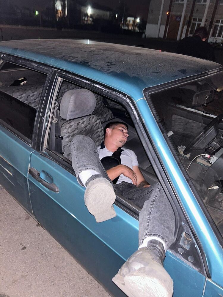  36868639  Ivan, 22 ,    