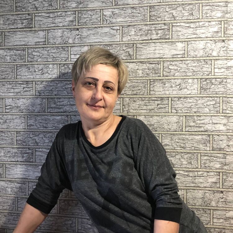  41579349  Evgenia, 43 ,    