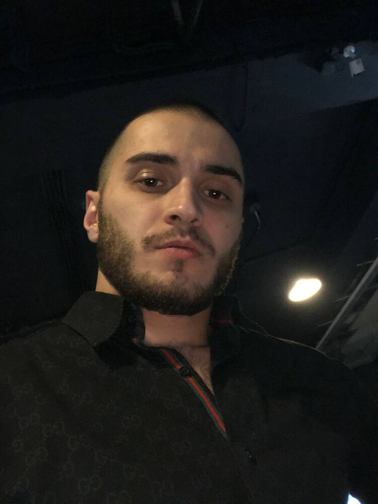  ,   James, 30 ,   ,   
