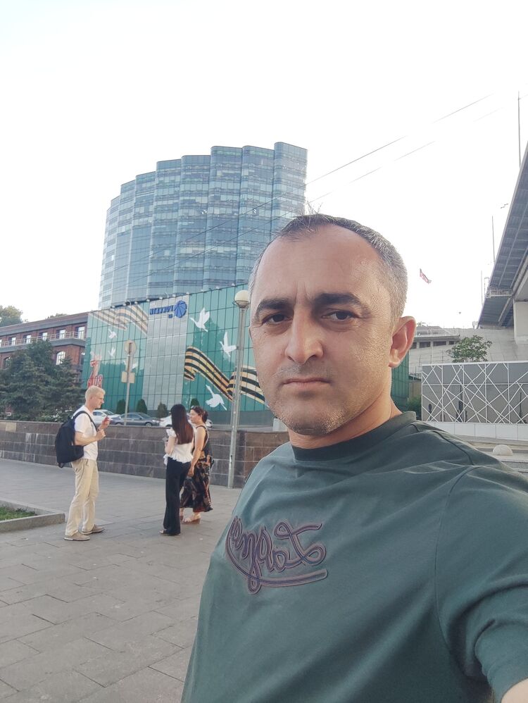  52576029  Erkin Akar, 39 ,    