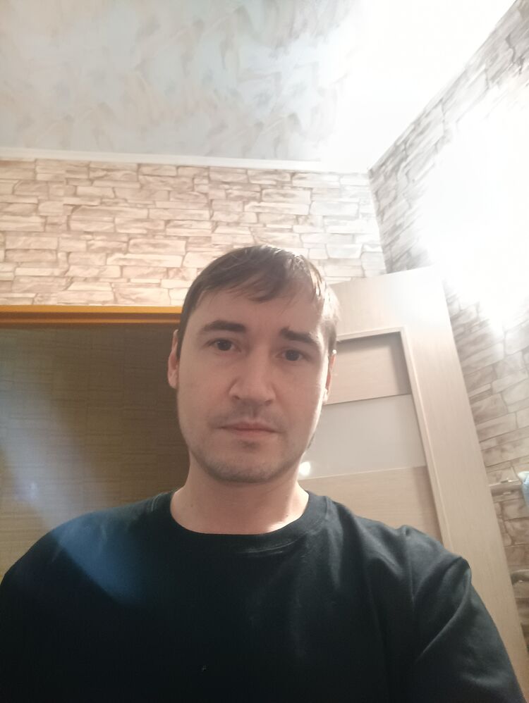  ,   Mickhail, 37 ,   ,   , c 