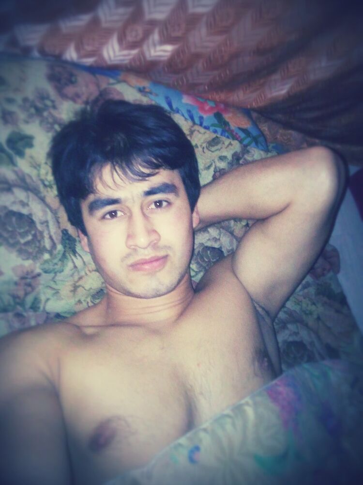  ,   Mavlon, 32 ,   