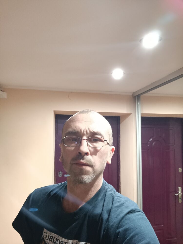  33045499  Evgeny, 42 ,    