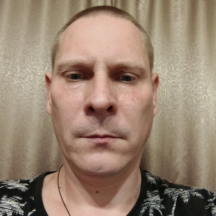  48544209  ˸, 44 ,    