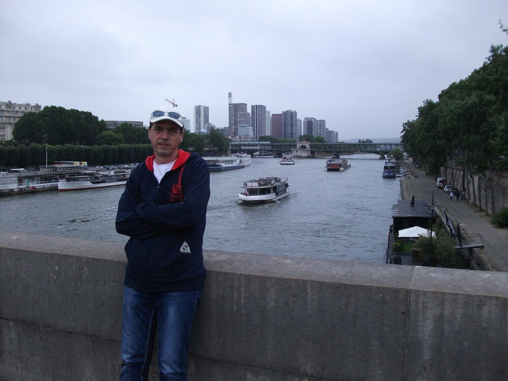  ,   Vitalii, 52 ,   ,   , c 