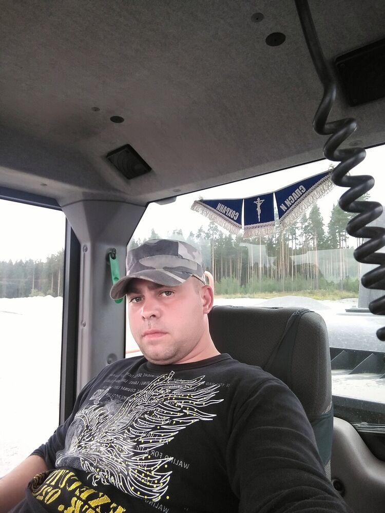  21713099  Roman, 34 ,    