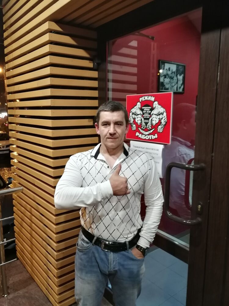  ,   Alex, 47 ,   ,   , c 