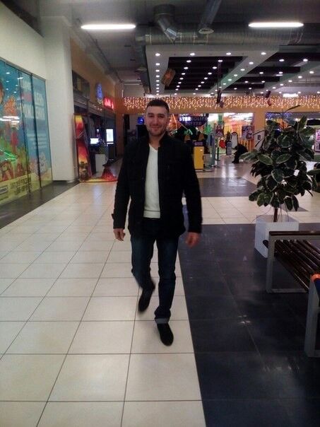  10159299  Kadjo, 36 ,    