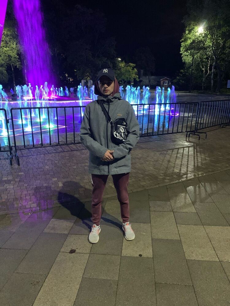  30687689  , 22 ,    -