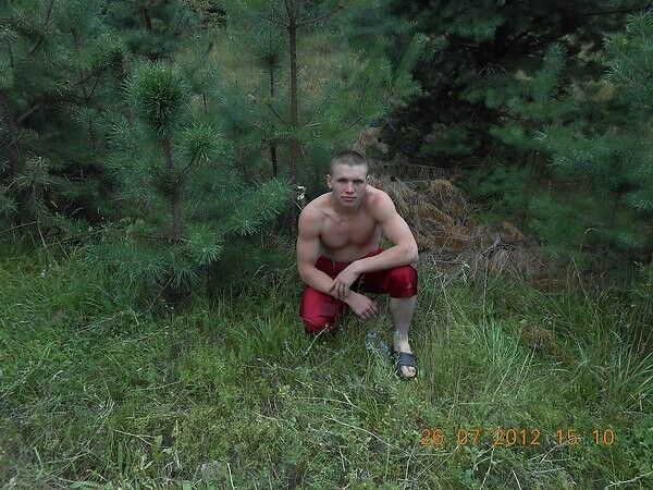  14907009  Pawel, 32 ,    