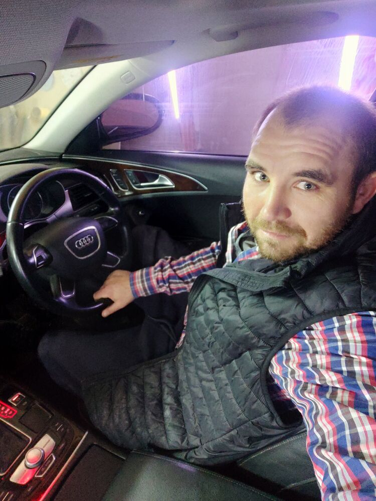  46181839  Stanislav, 31 ,    Pila