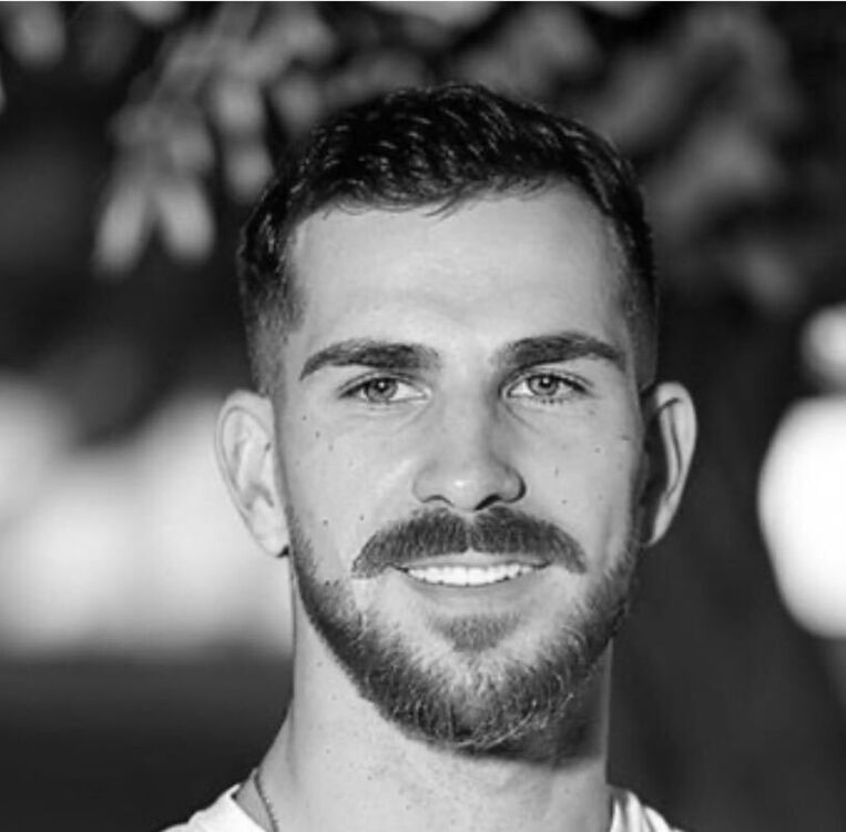 ���� 44610449 ������� �����, 33 ����, ���� ���������� � ��������