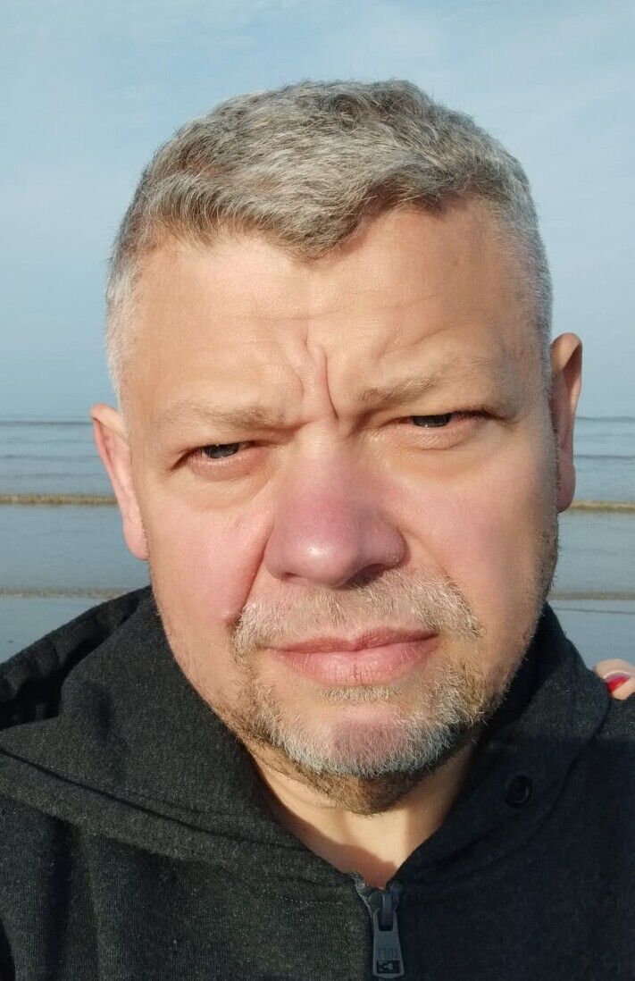  53652169  Dainius, 53 ,    