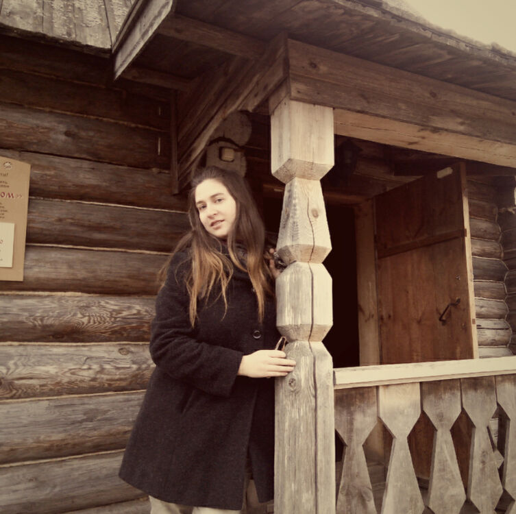  ,   Veronica, 30 ,  