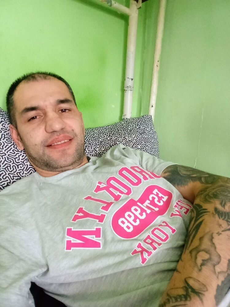  52821049  , 41 ,    