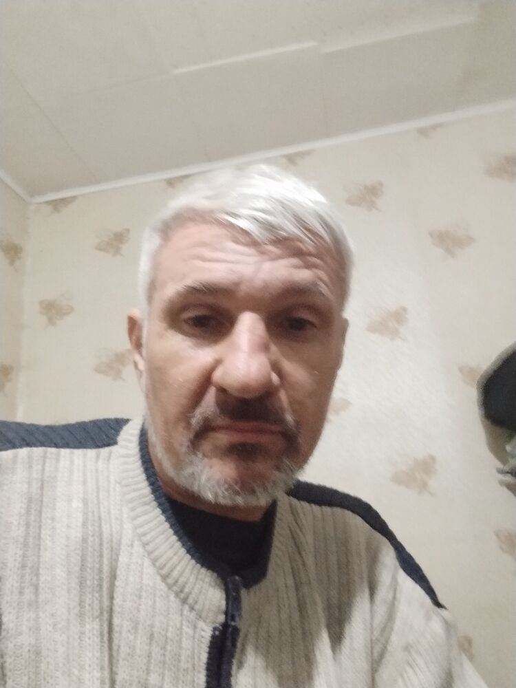  31856259  , 54 ,    