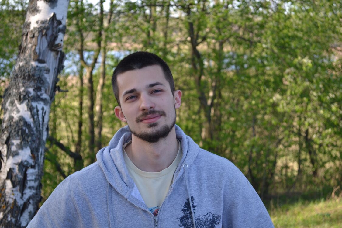  25892839  Vasily, 29 ,    