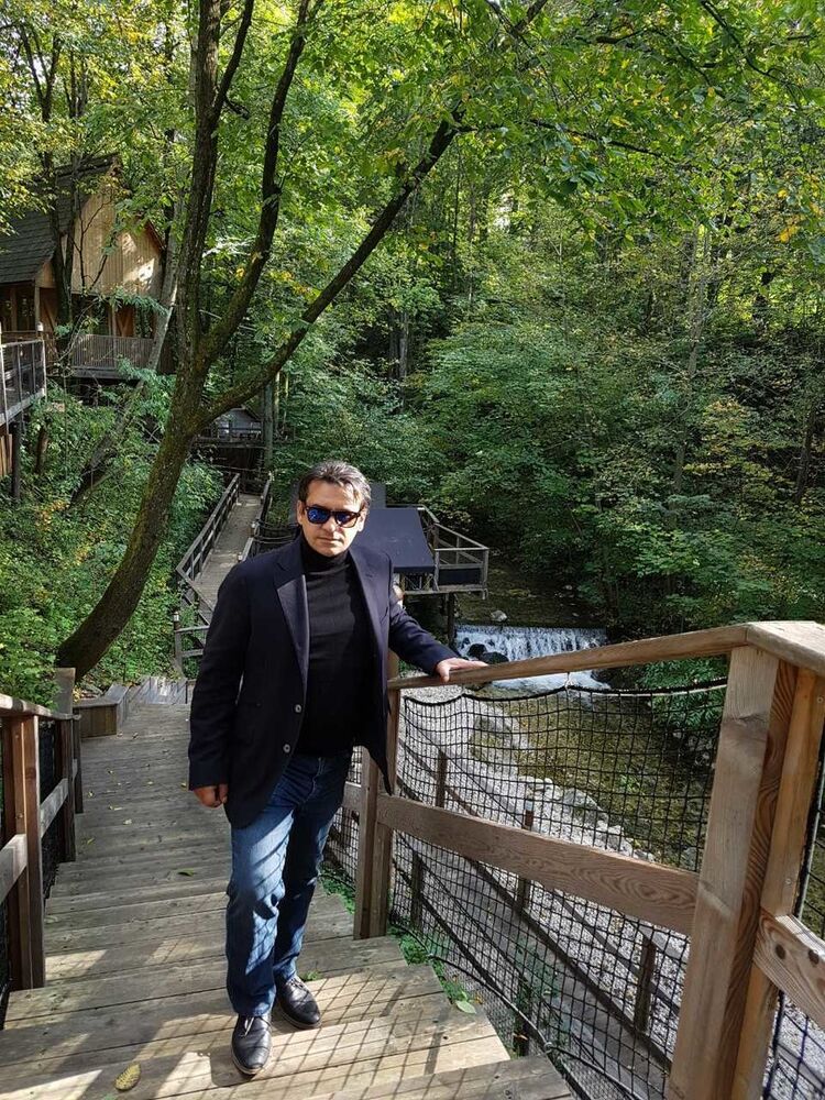  ,   Alister, 54 ,   ,   , c 
