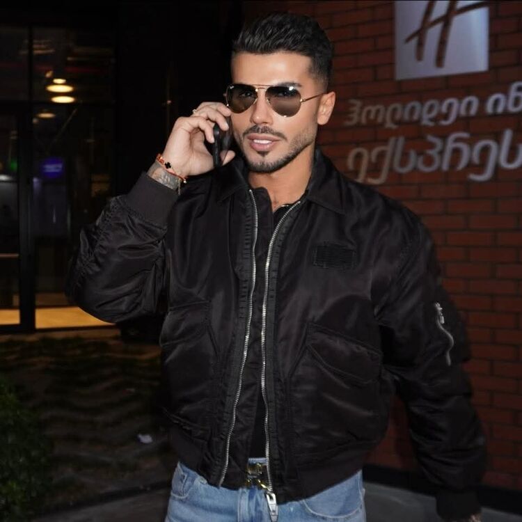  ,   Romik, 31 ,   ,   