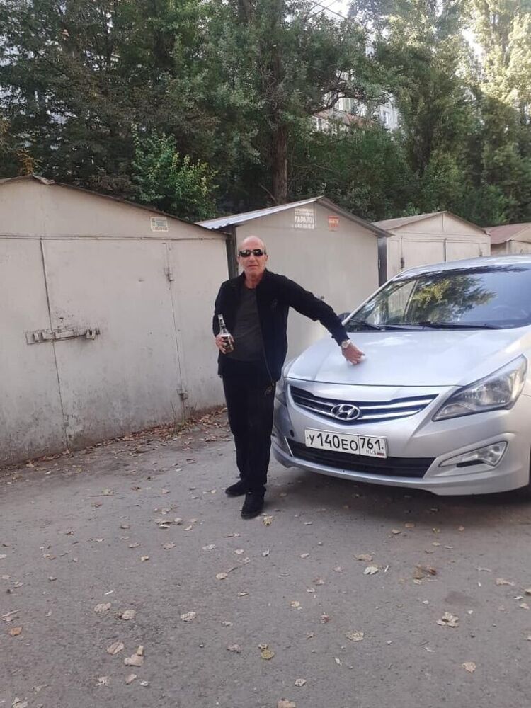  38483879  Egishe, 58 ,    
