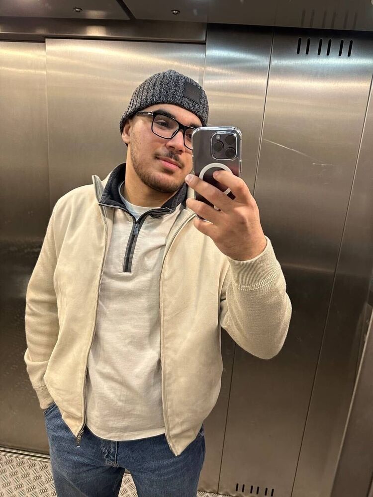  ,   , 25 ,   ,   