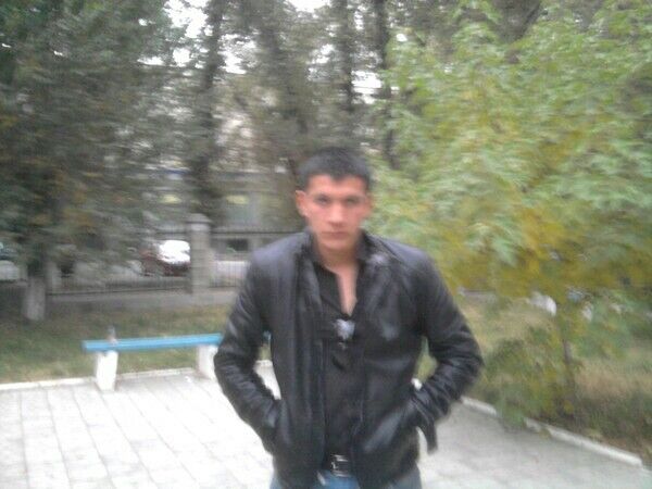  ,   FARKHAT, 36 ,   