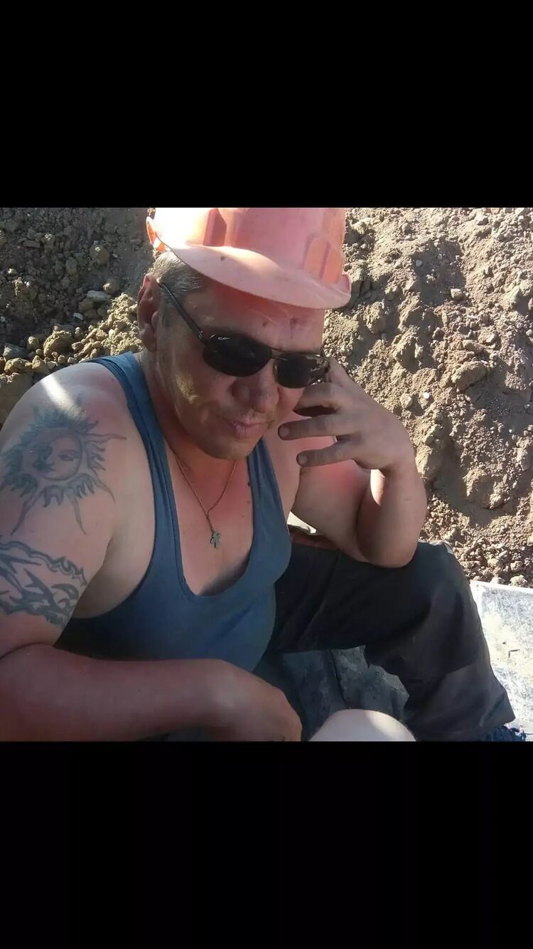  48132409  Vadim, 51 ,    