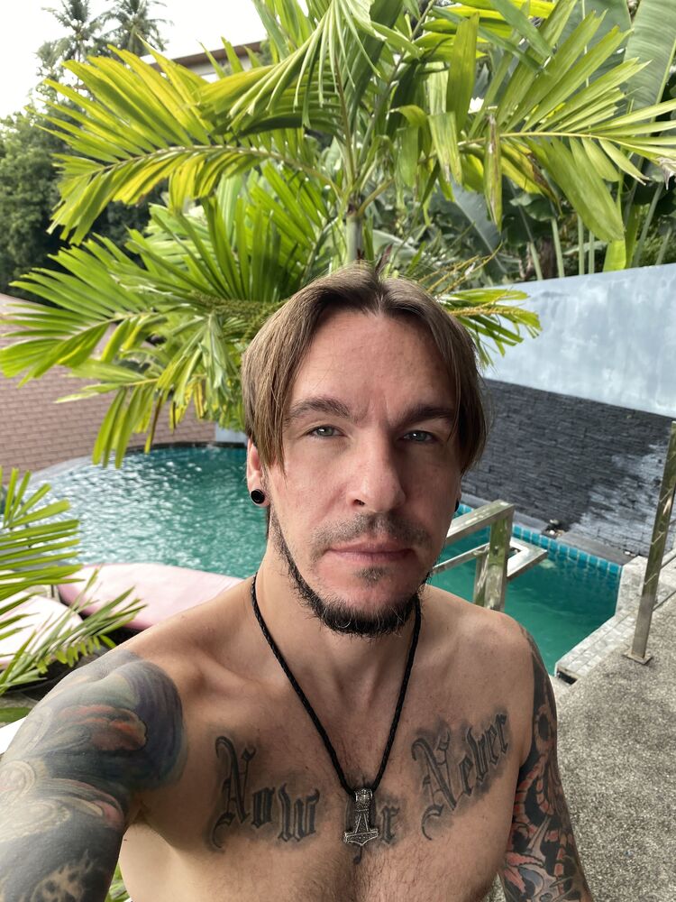  34861989  Evgeny, 38 ,    Phuket