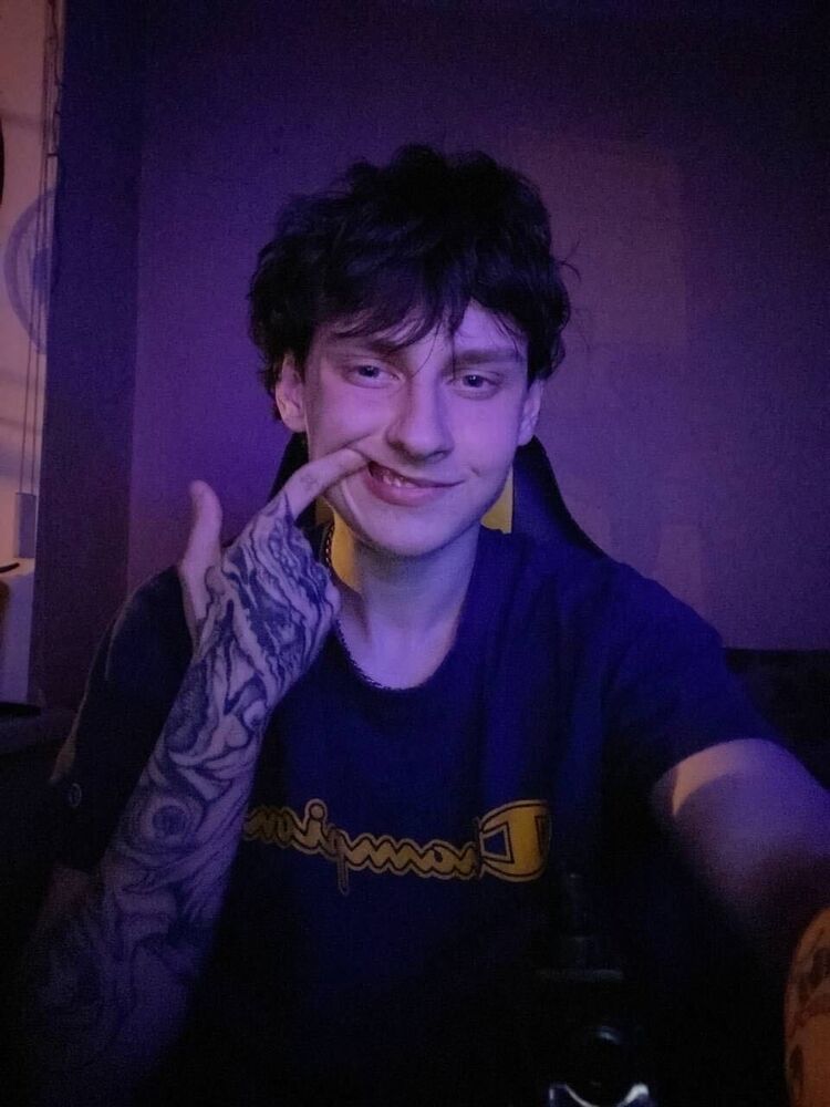 ���� 37575699 ����� ����, 21 ���, ���� ���������� � �����