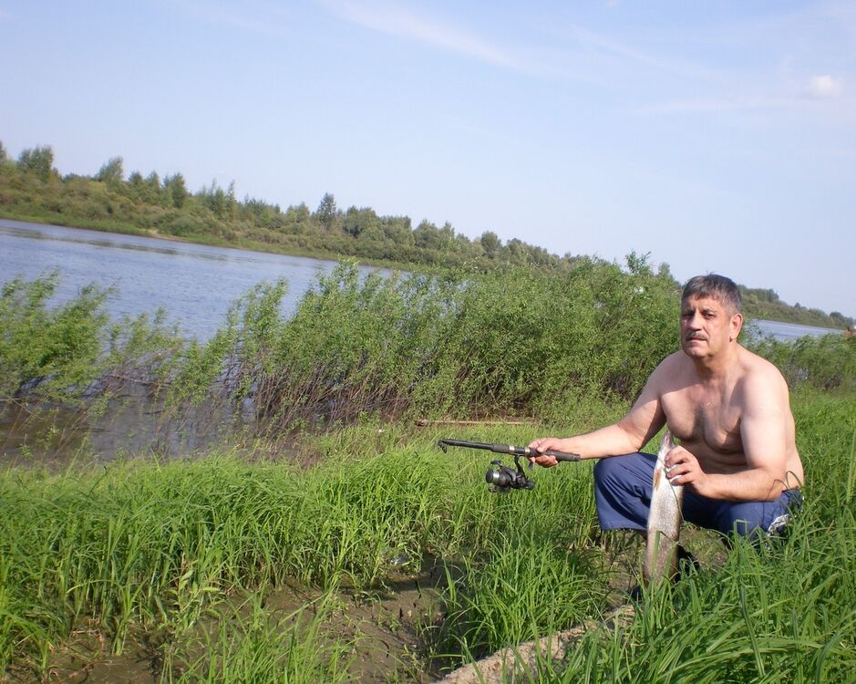  12649759  Anatoliy, 66 ,    