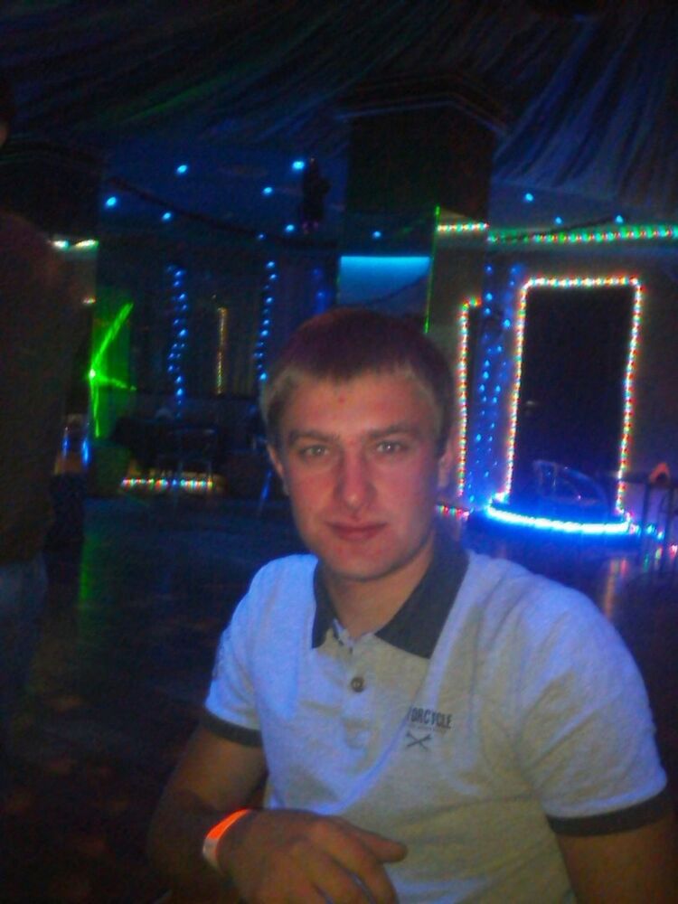  11240229  Andreyka, 30 ,    