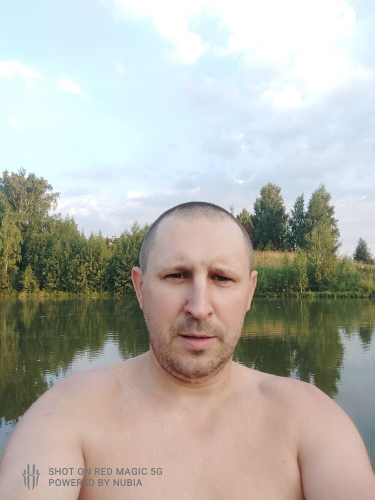  28576879  , 40 ,    