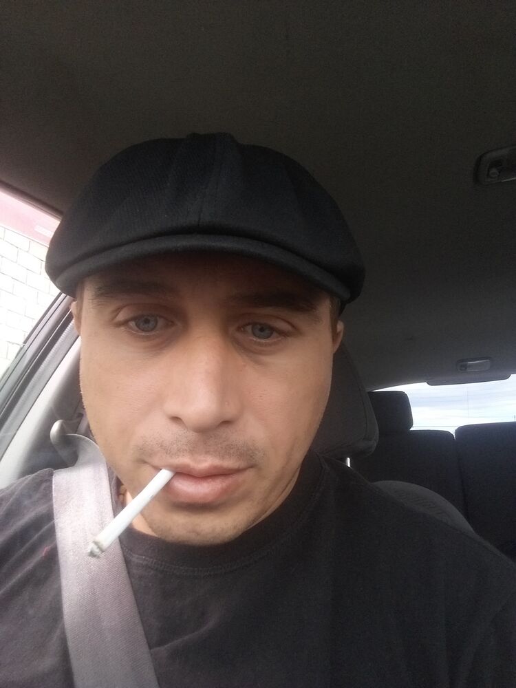  31139529  Levani, 39 ,    