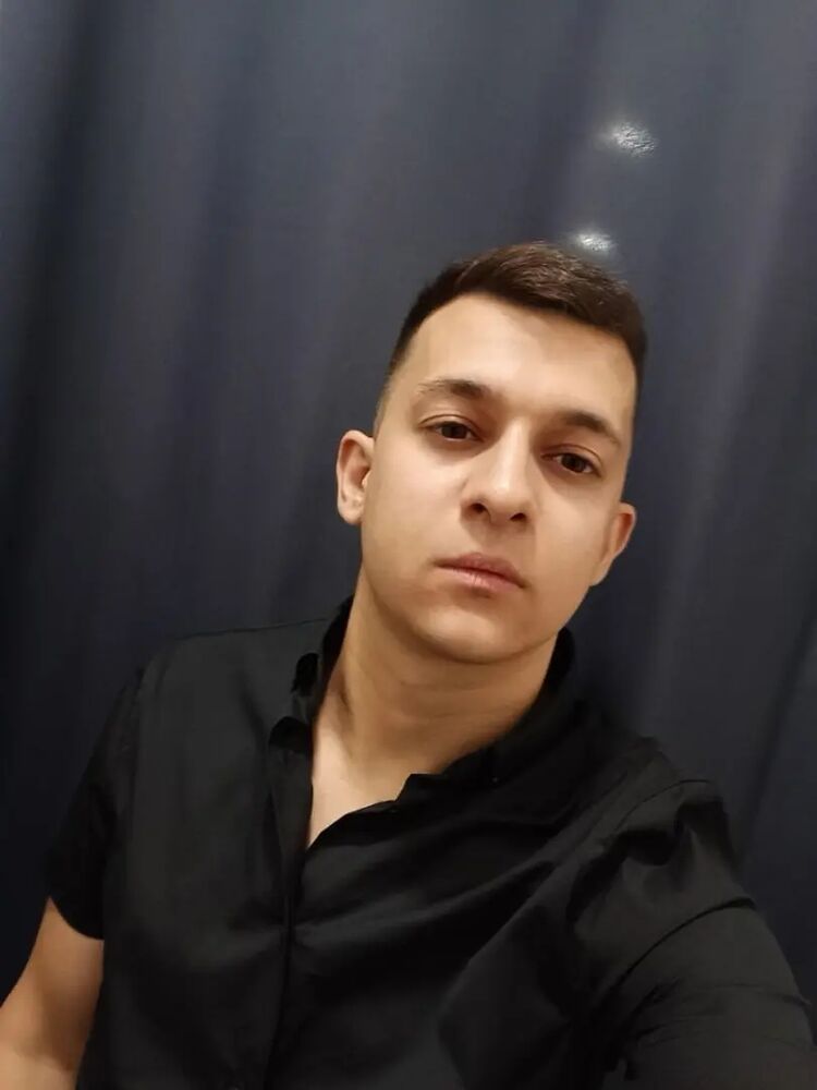   ,   Makar, 28 ,   ,   