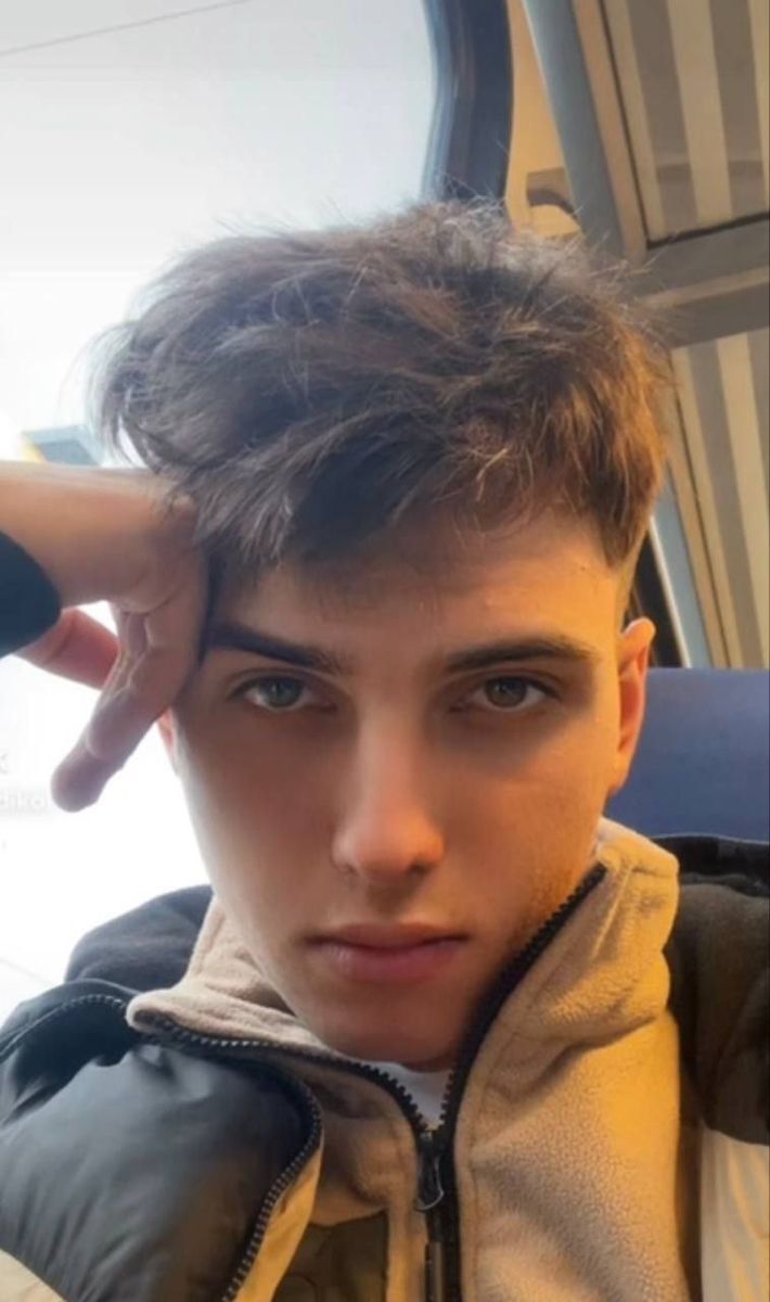  48878309  , 20 ,    Sangin