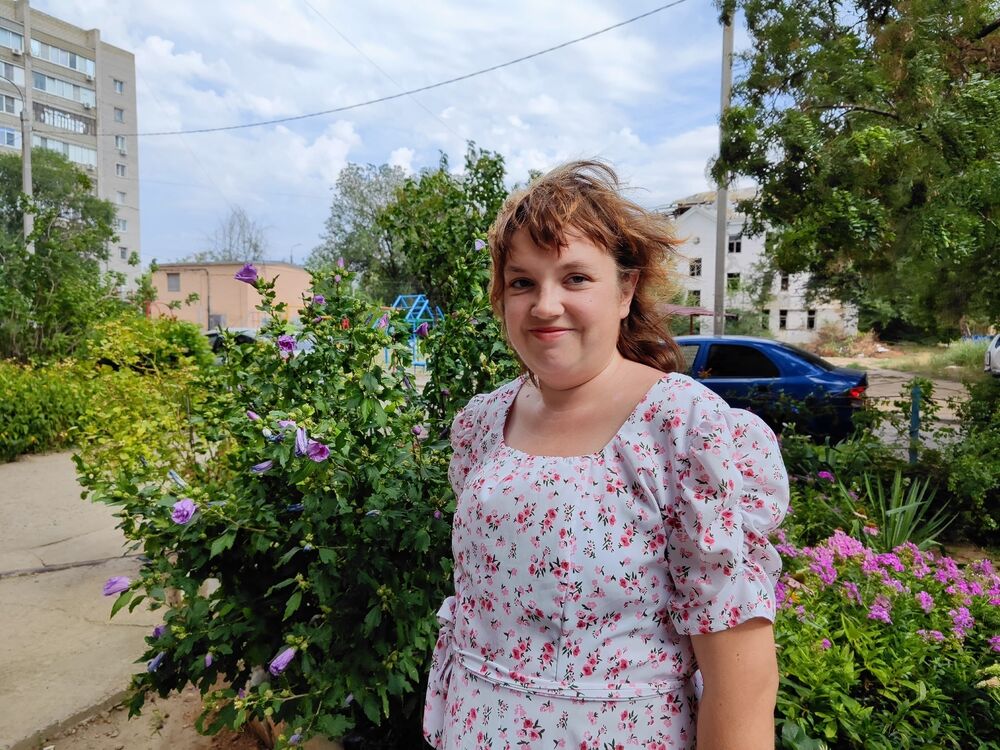 53893349  Yulia, 28 ,    